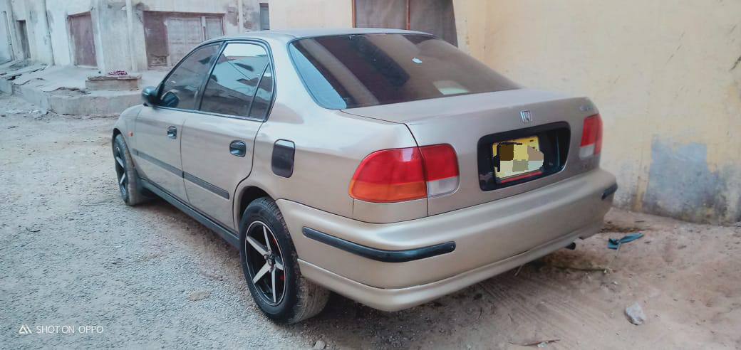 Honda civic 1998 exi